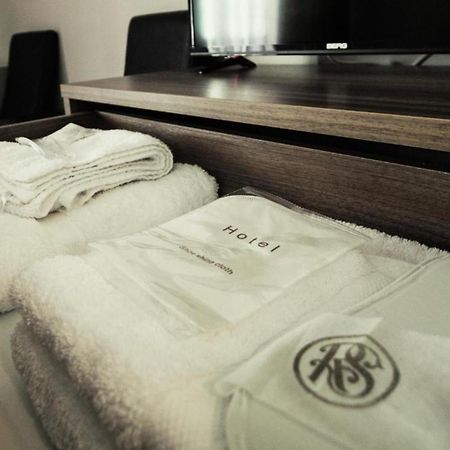 Hotel Season Erywań Zewnętrze zdjęcie