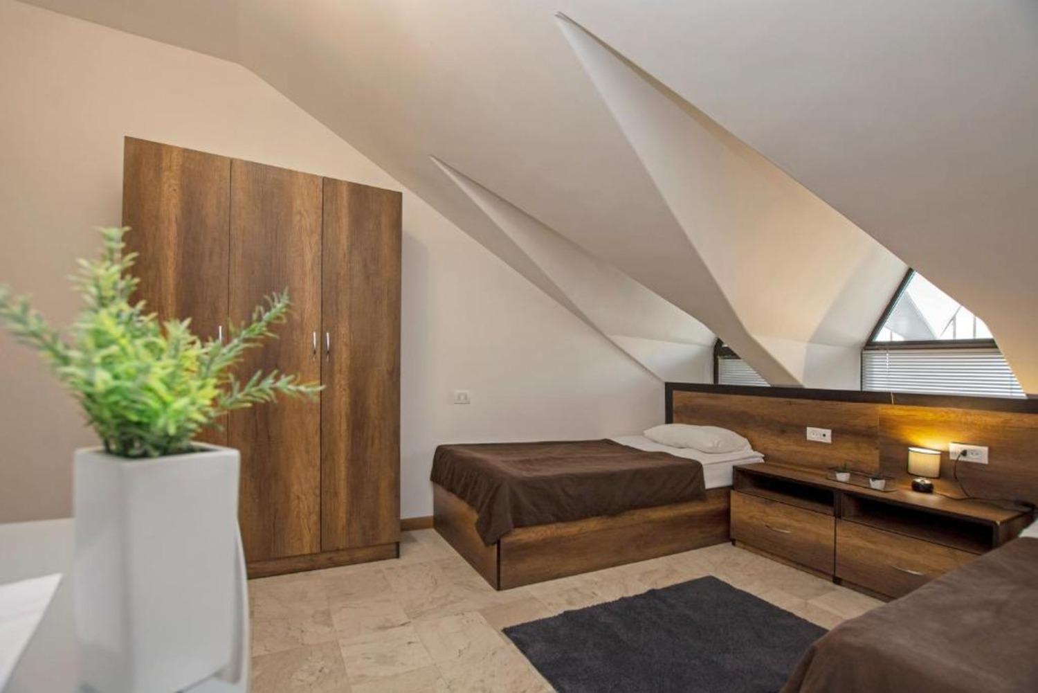 Hotel Season Erywań Zewnętrze zdjęcie