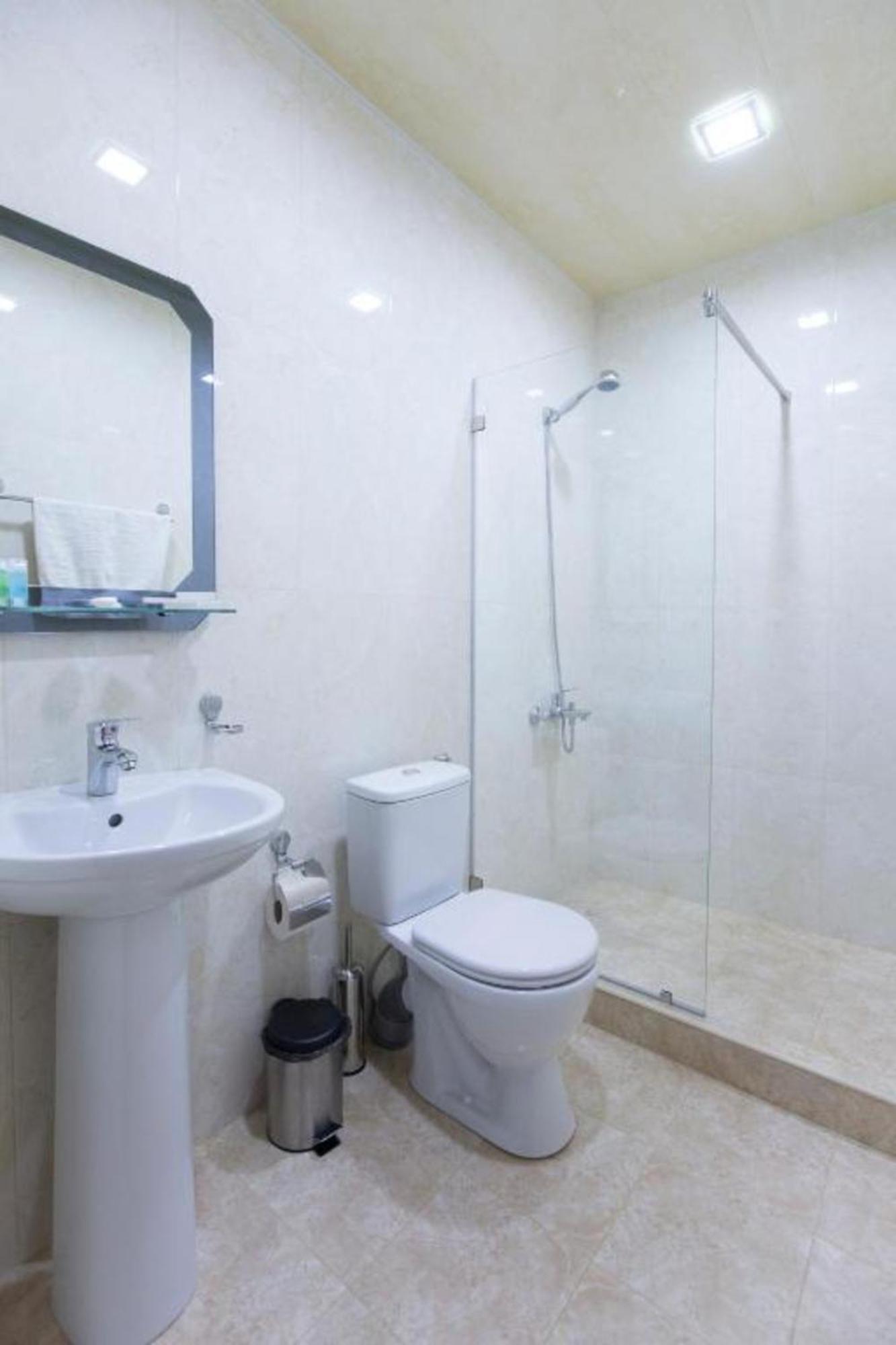 Hotel Season Erywań Zewnętrze zdjęcie