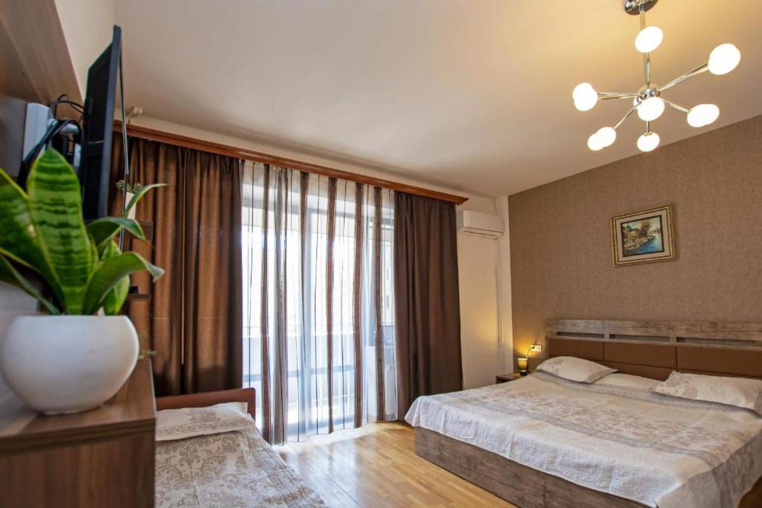 Hotel Season Erywań Zewnętrze zdjęcie
