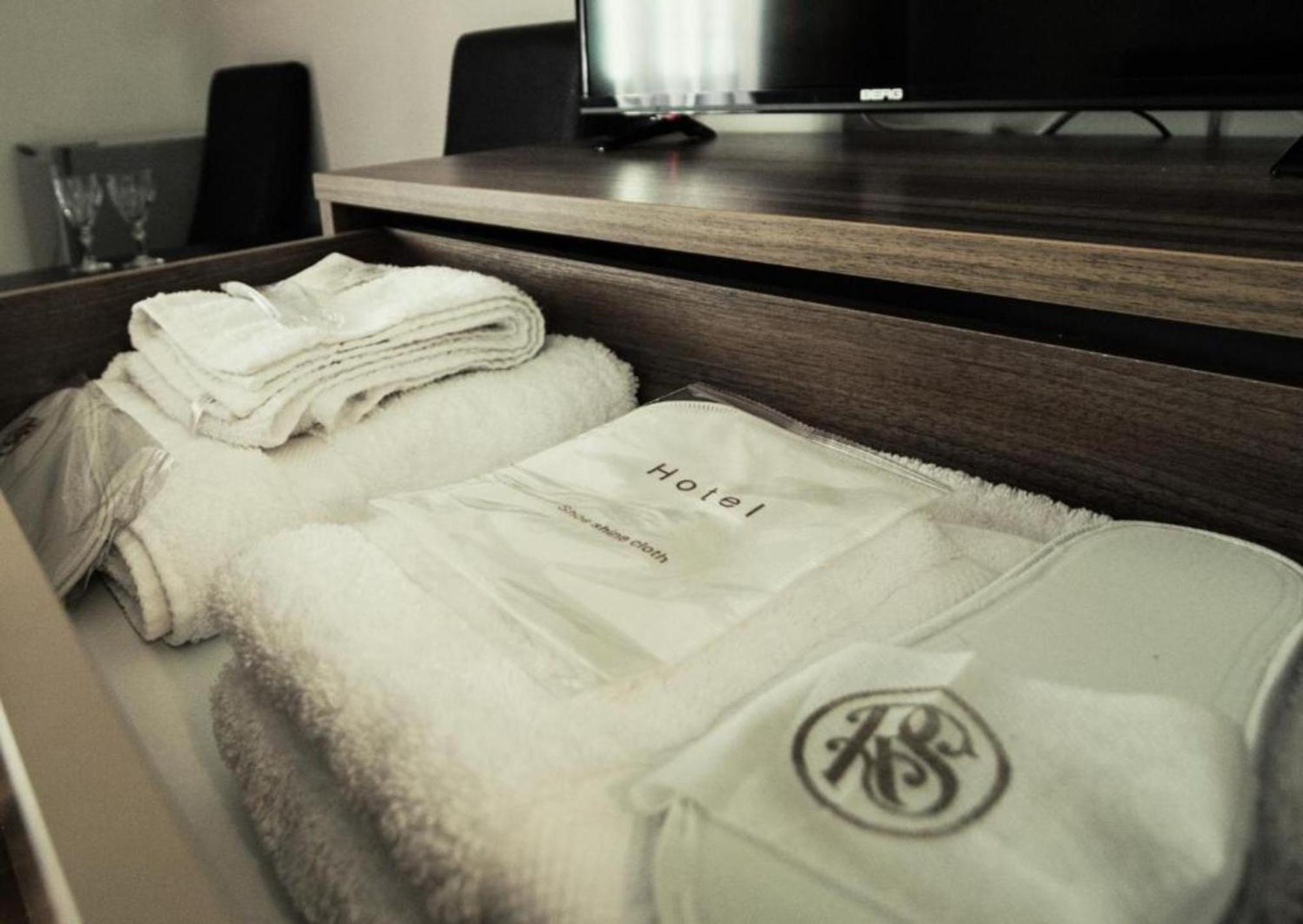 Hotel Season Erywań Zewnętrze zdjęcie